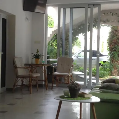 Adria Leut - One Bedroom With Seaview *